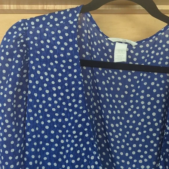H&M wrap blouse - Picture 2 of 6